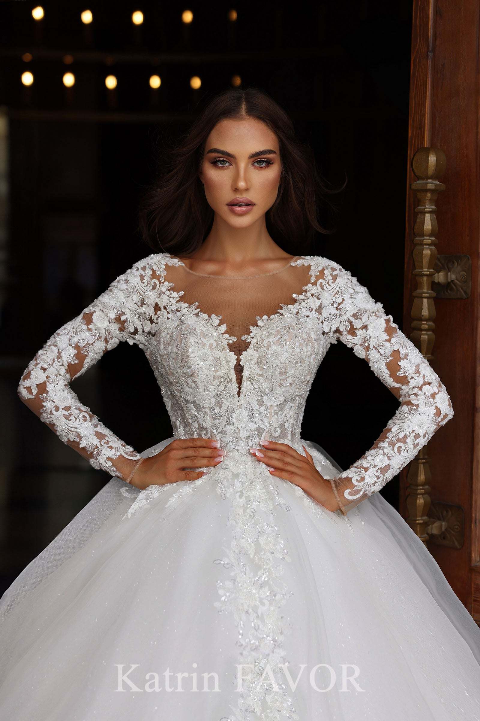 KatrinFAVORboutique-fairytale bridal ball gown wedding dress long sleeve