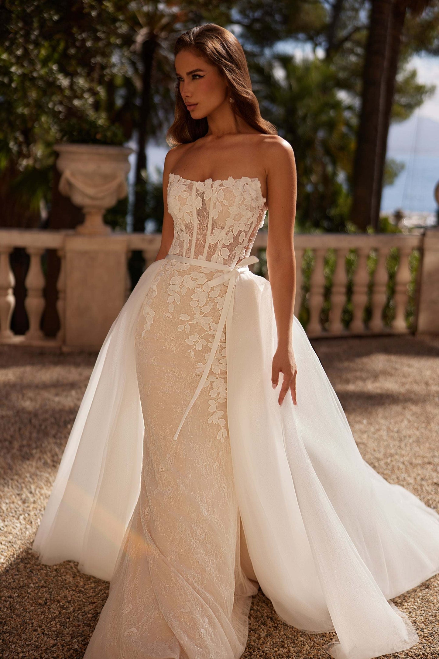 KatrinFAVORboutique-Wedding gown with detachable train Sheath bridal gowns