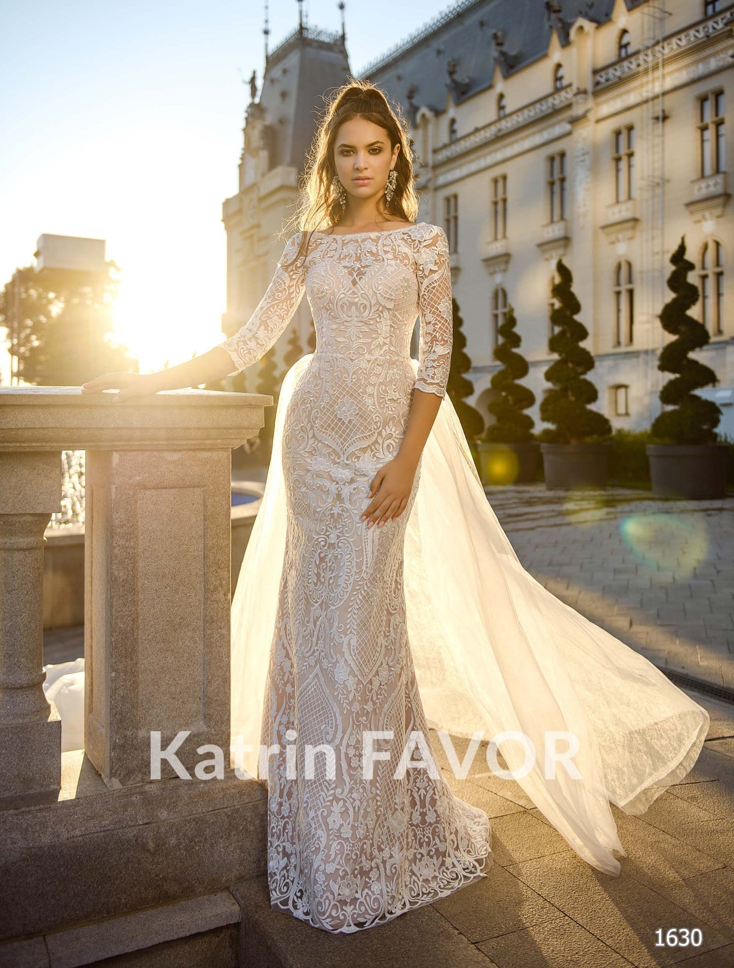KatrinFAVORboutique-Two piece lace wedding dress