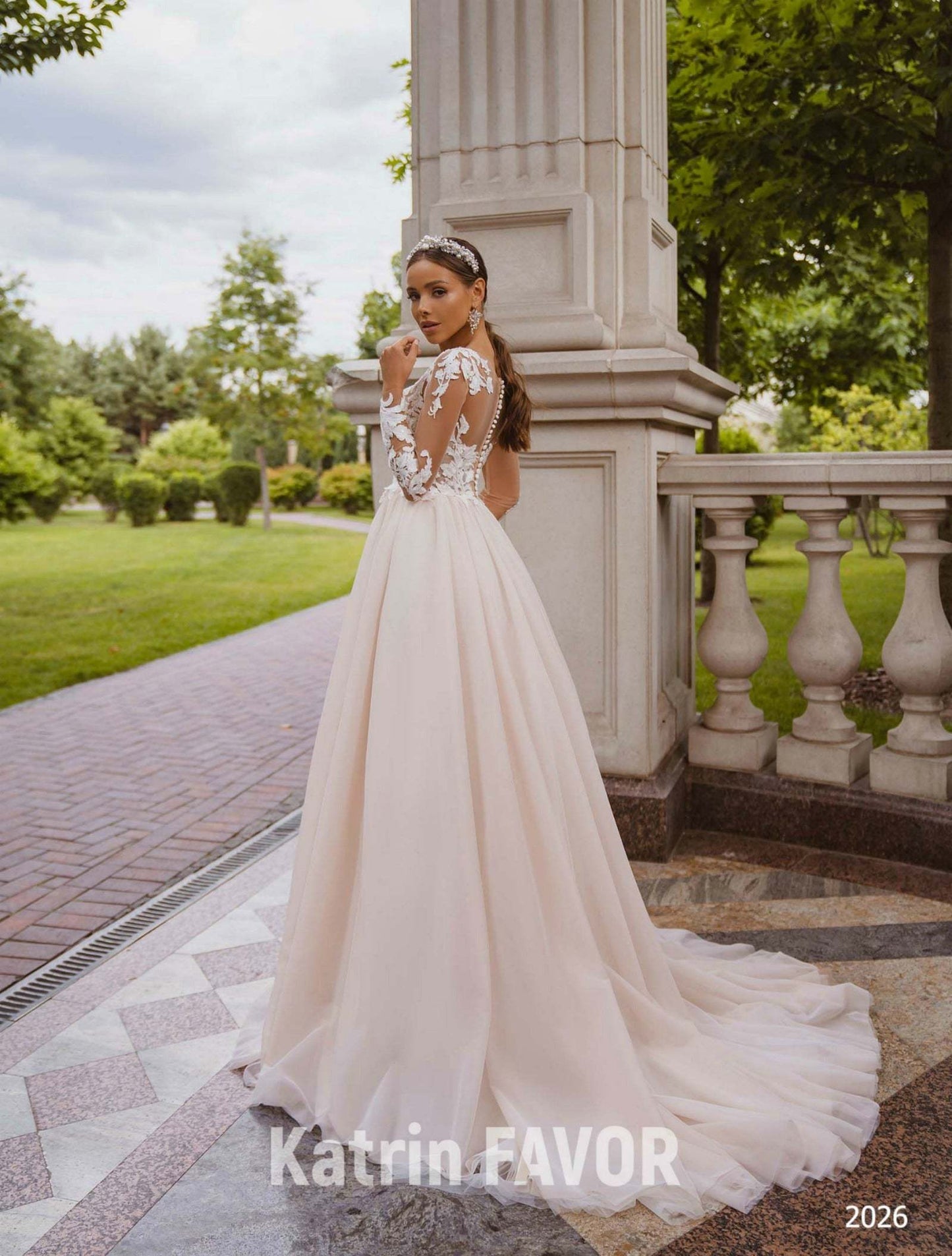 KatrinFAVORboutique-Lace top wedding dress Long sleeve wedding gown