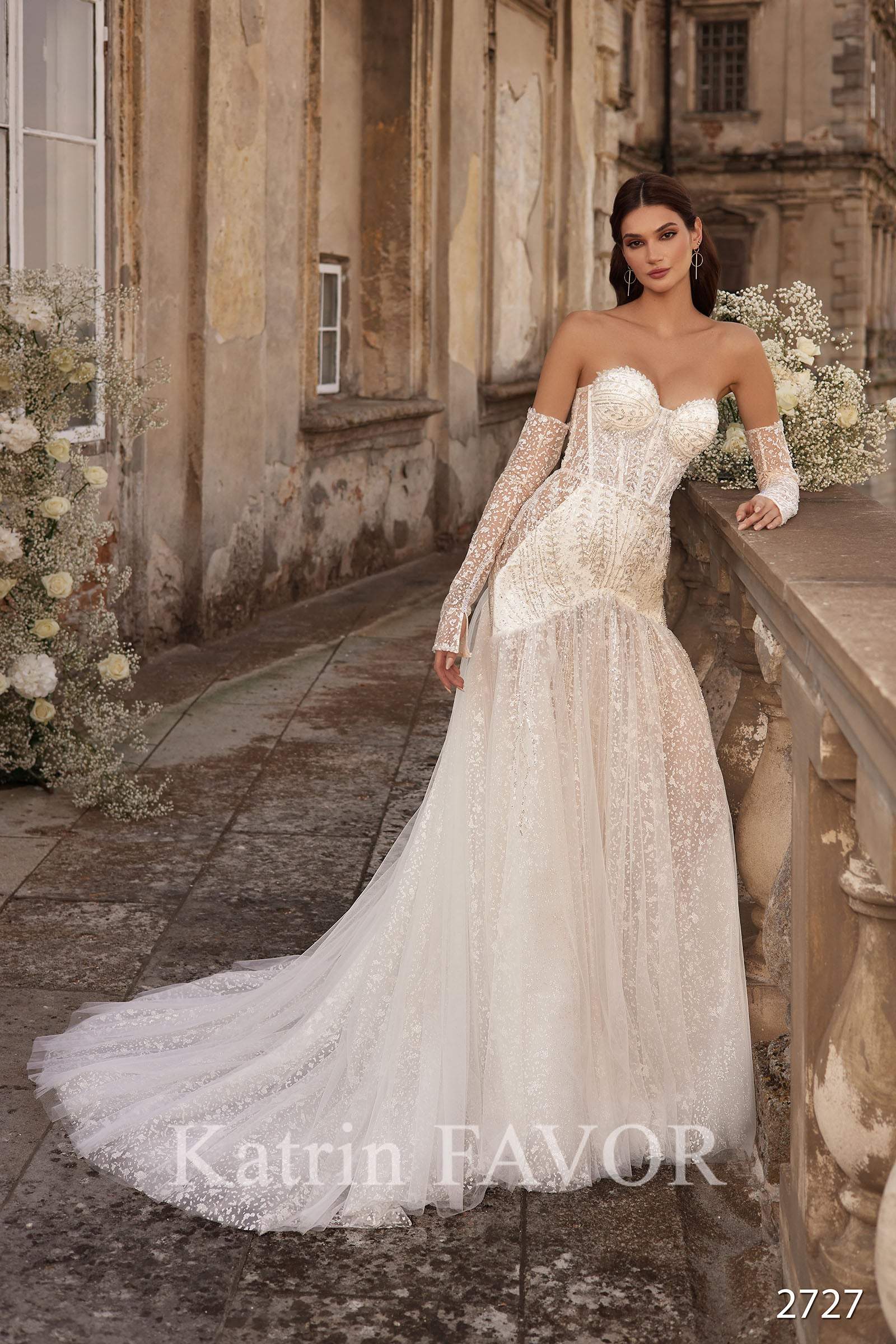 Unique wedding dress | Strapless mermaid wedding dress