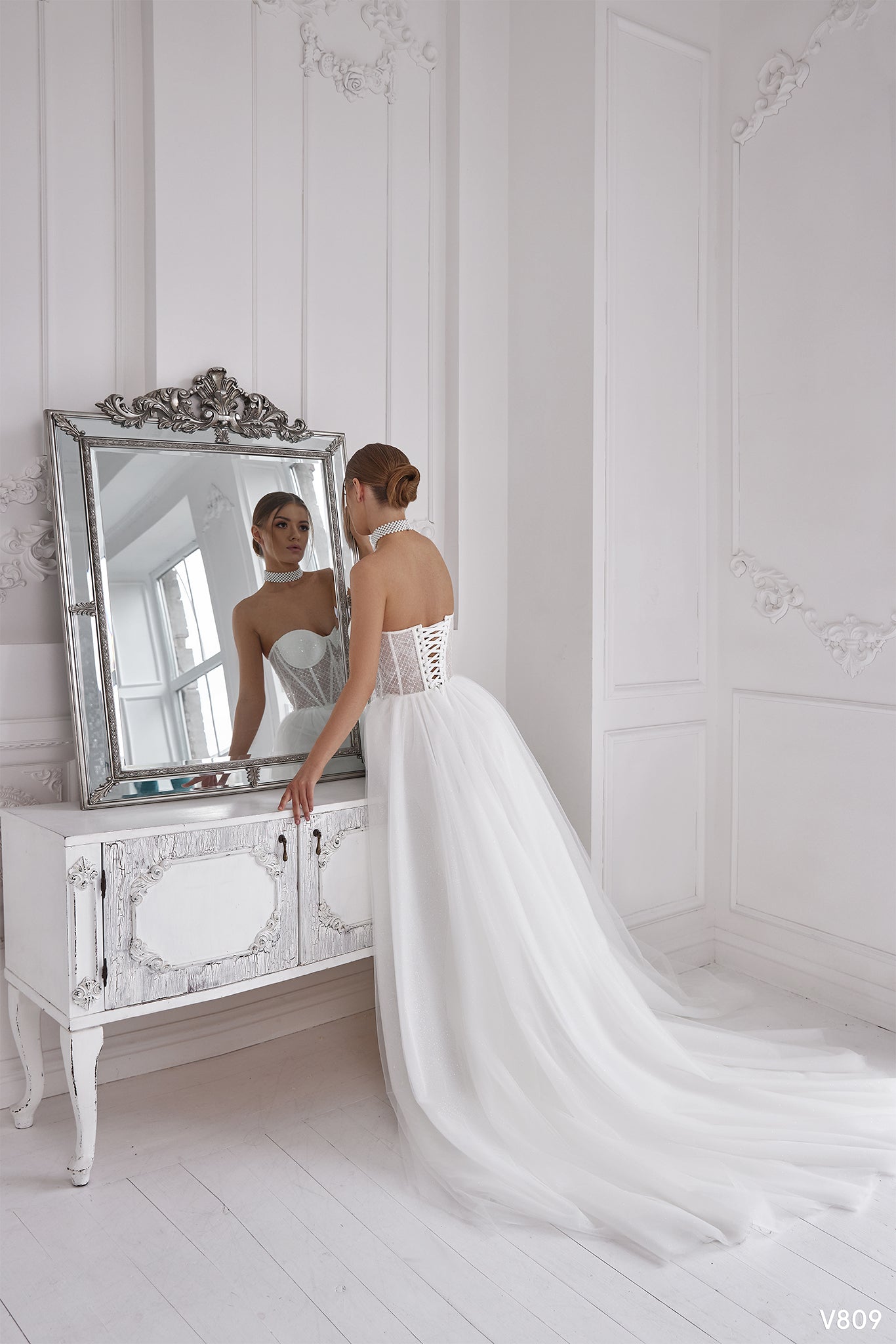 Two in one wedding gown Long sleeve wedding dress