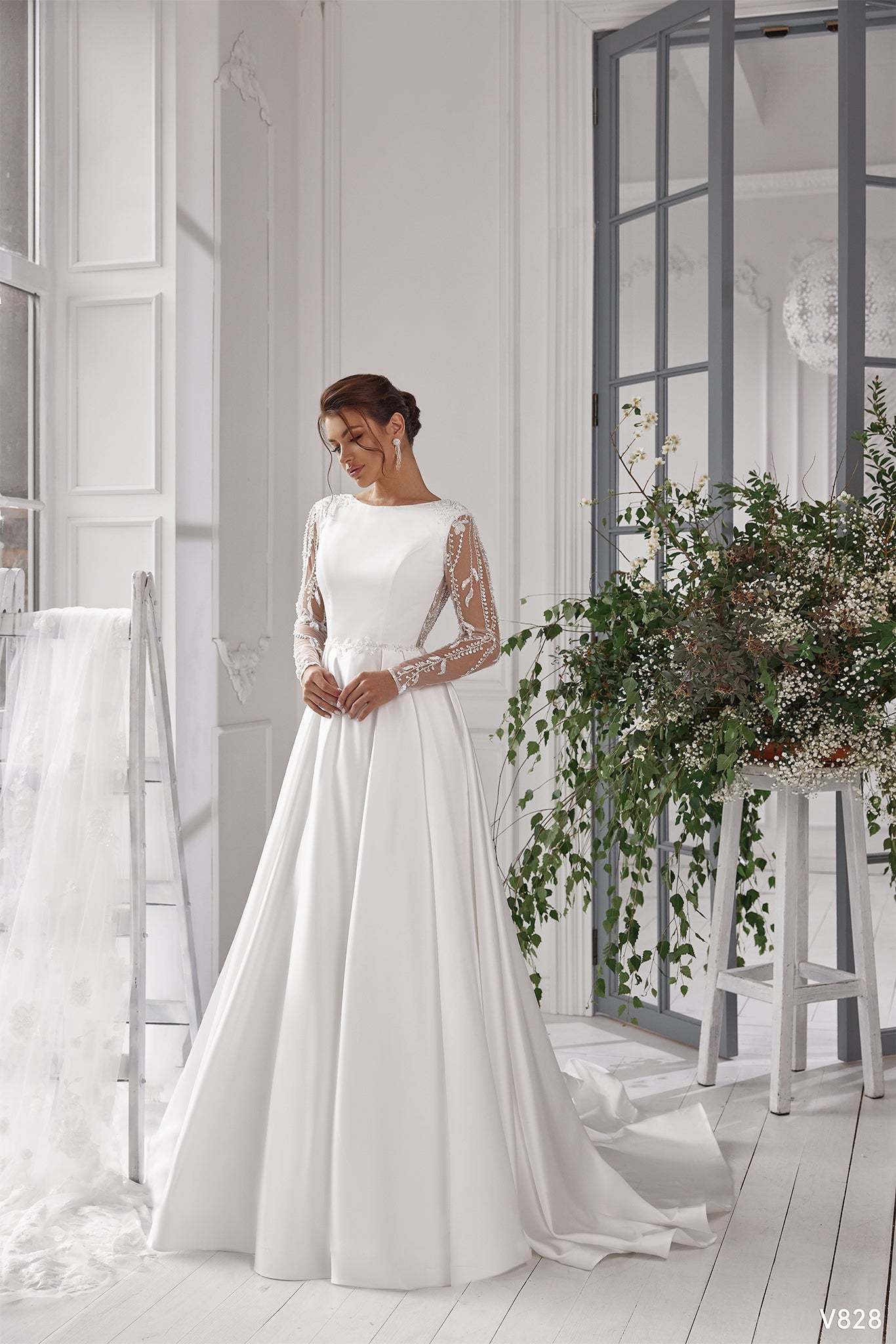 KatrinFAVORboutique-Long tulle dress Non traditional wedding clothes