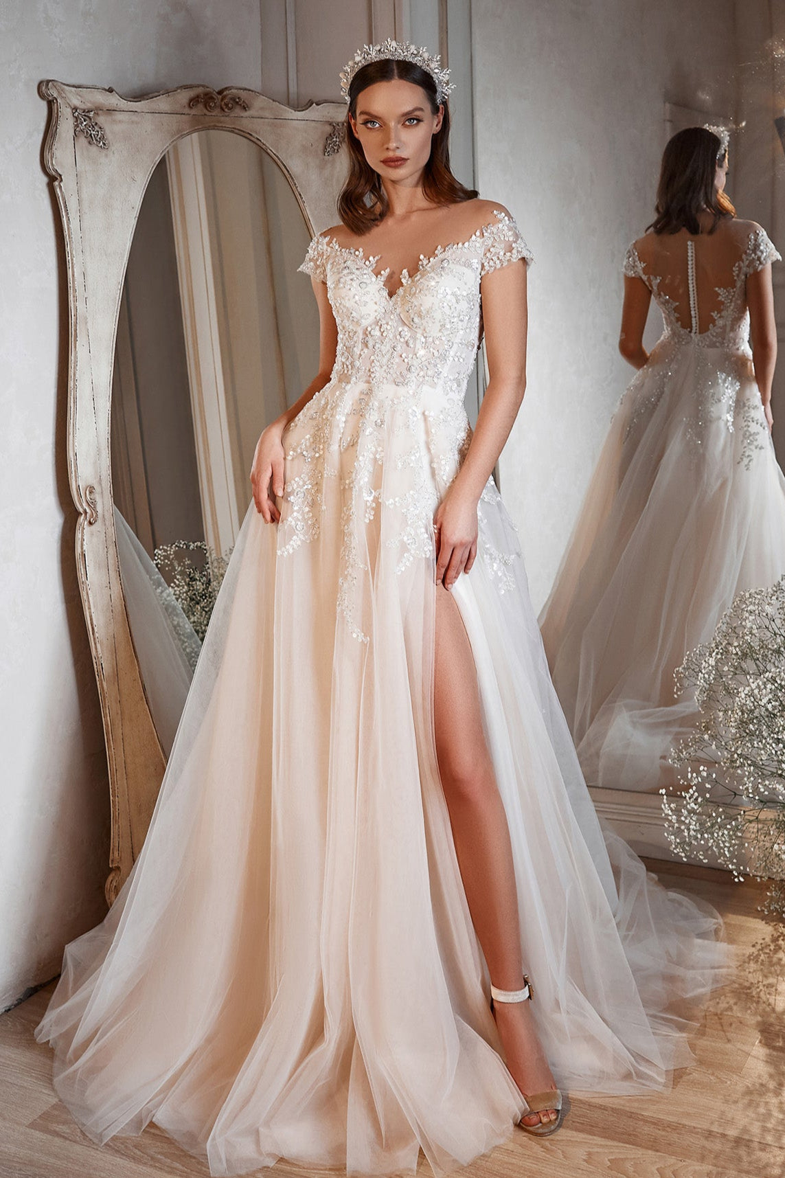 Blush tulle embroidered wedding dress, 2 US / Blush Blush tulle embroidered wedding dress, 2 US / Blush