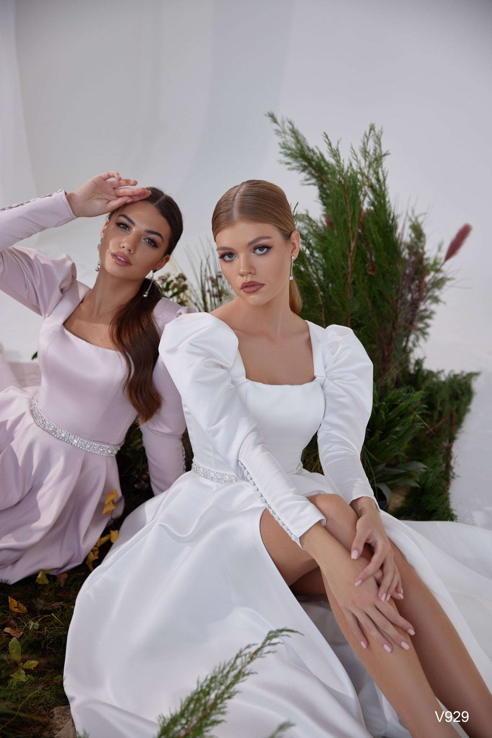 Square neck formal dress | Evening dresses with sleeves | KatrinFAVOR Katrin FAVOR boutique Square neck formal dress | Evening dresses with sleeves | KatrinFAVOR Katrin FAVOR boutique