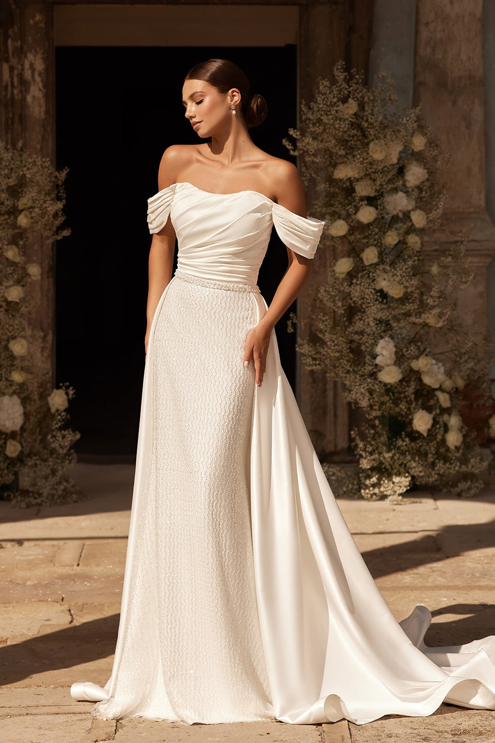 Two piece sheath wedding dress 14 US / Off White