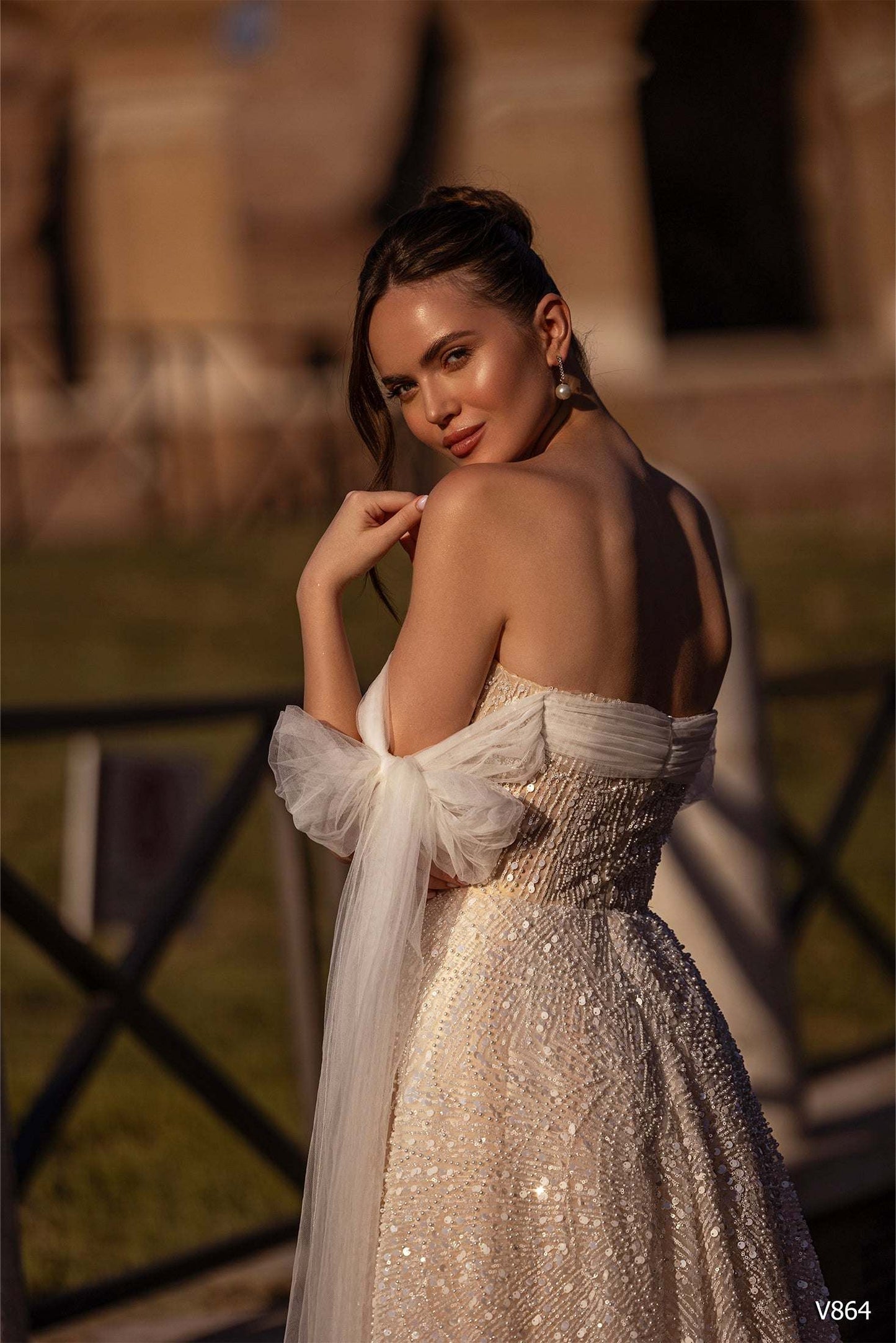 KatrinFAVORboutique-Wedding dress sleeves detachable Modern dress wedding