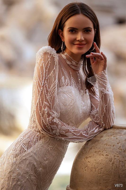 Elegant wedding dresses with high neck and long sleeves