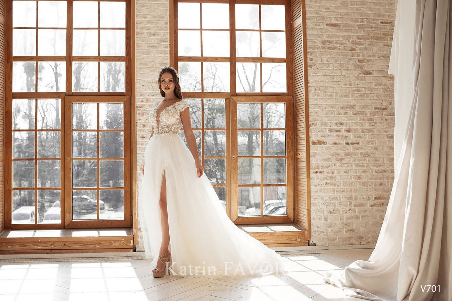 KatrinFAVORboutique-Floral embroidered wedding dress Tulle wedding dress