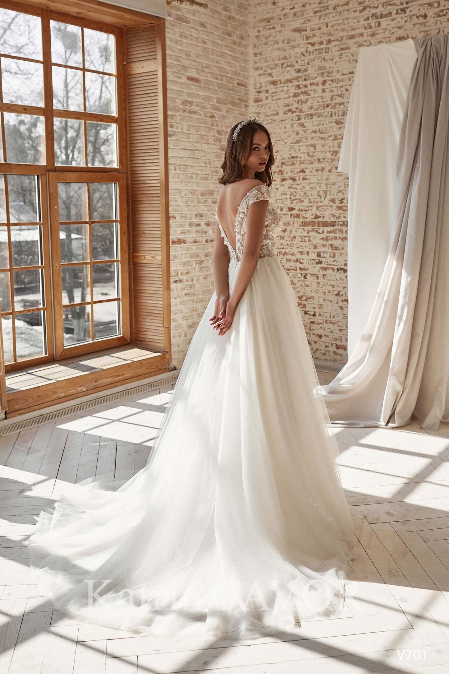 KatrinFAVORboutique-Floral embroidered wedding dress Tulle wedding dress