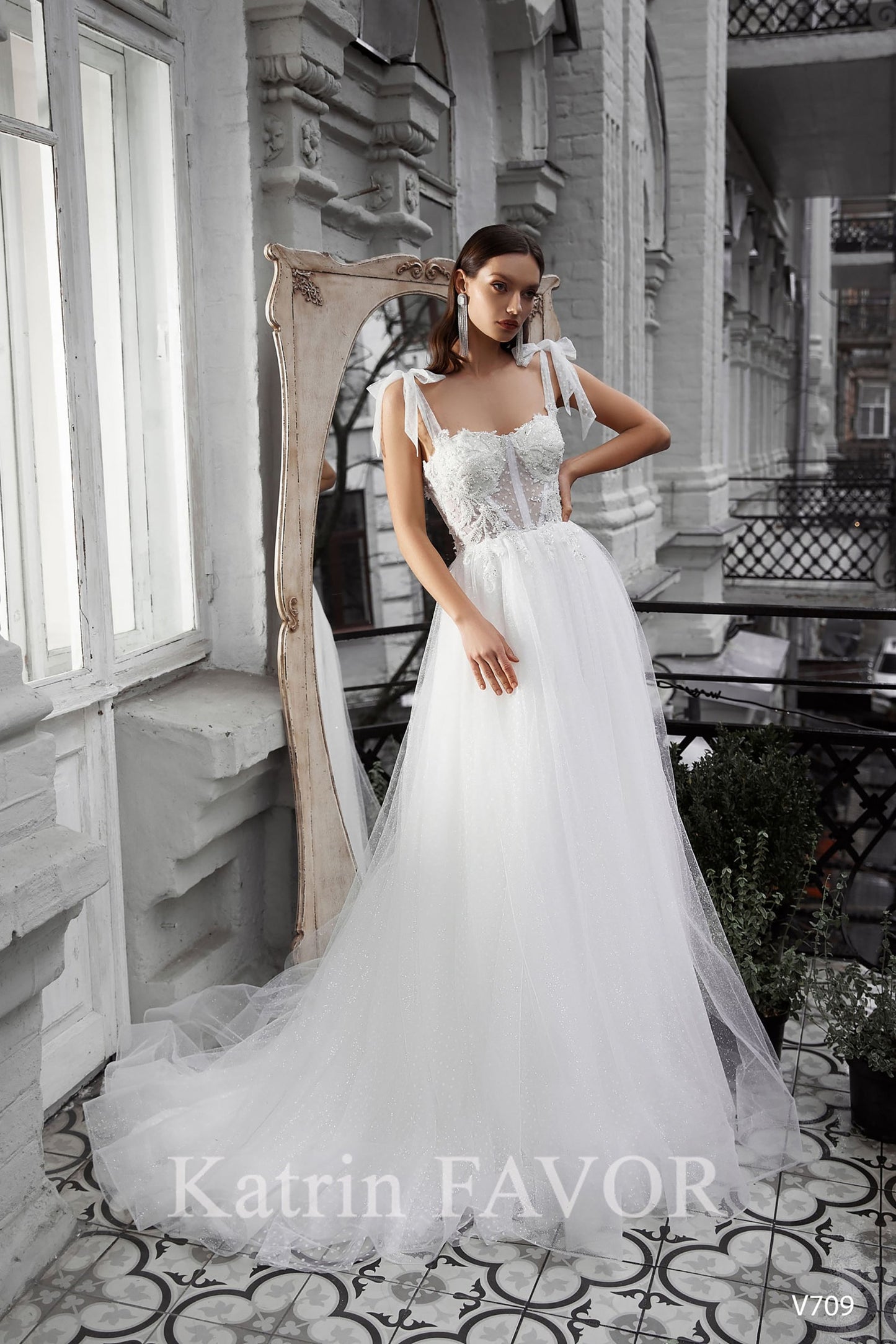 KatrinFAVORboutique-Bustier corset tie up wedding dress