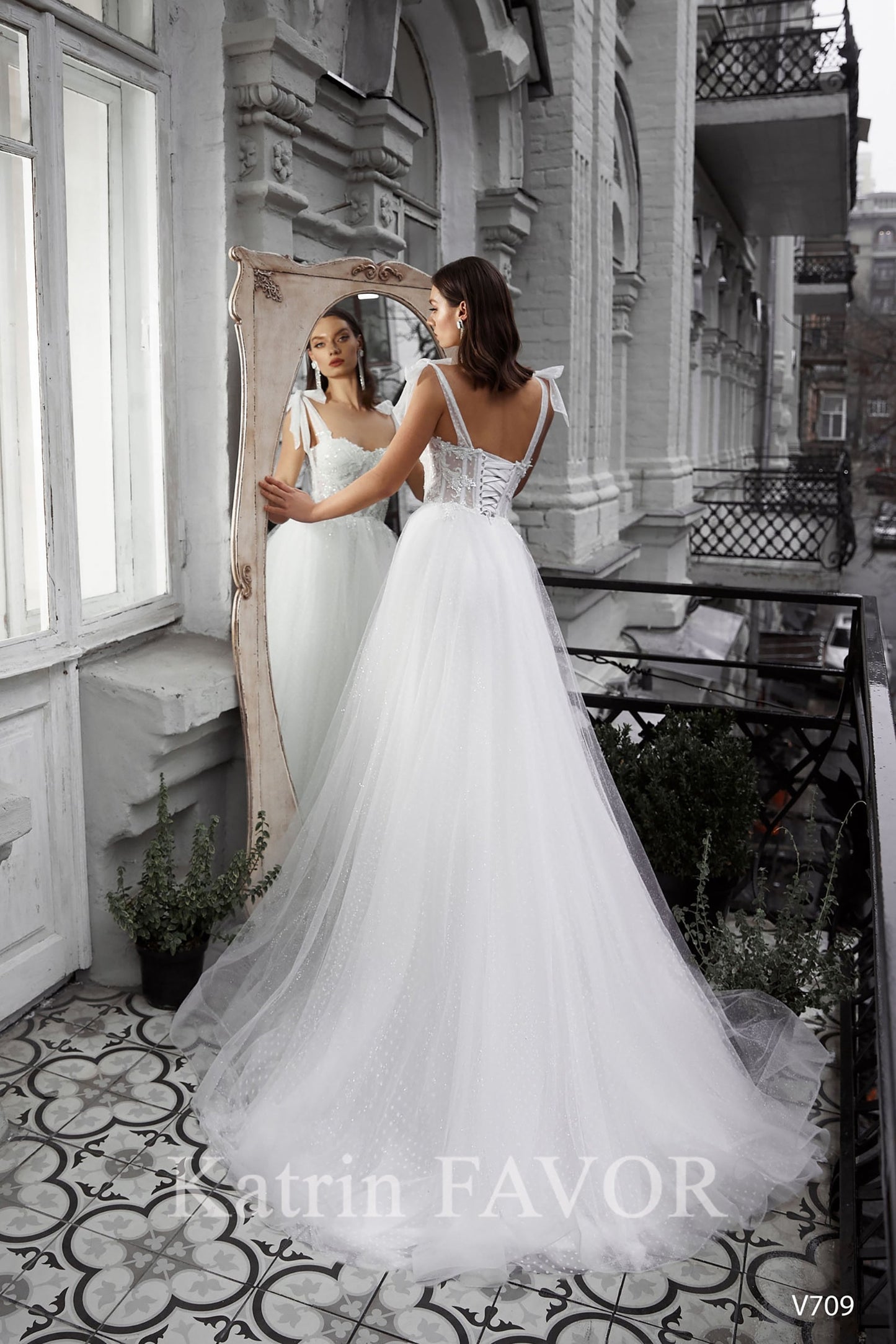 KatrinFAVORboutique-Bustier corset tie up wedding dress