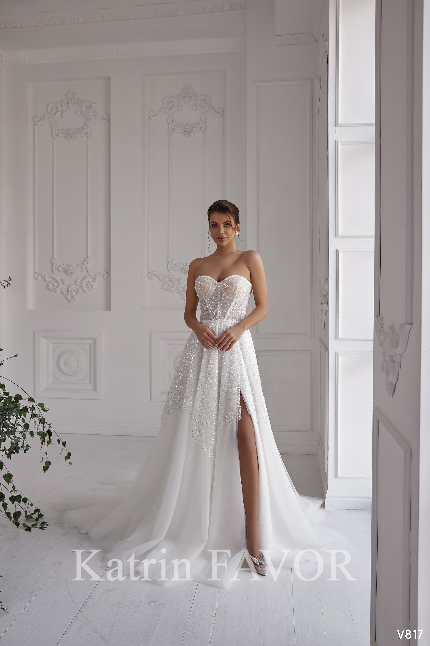 Unique 2 in 1 bustier corset wedding dress