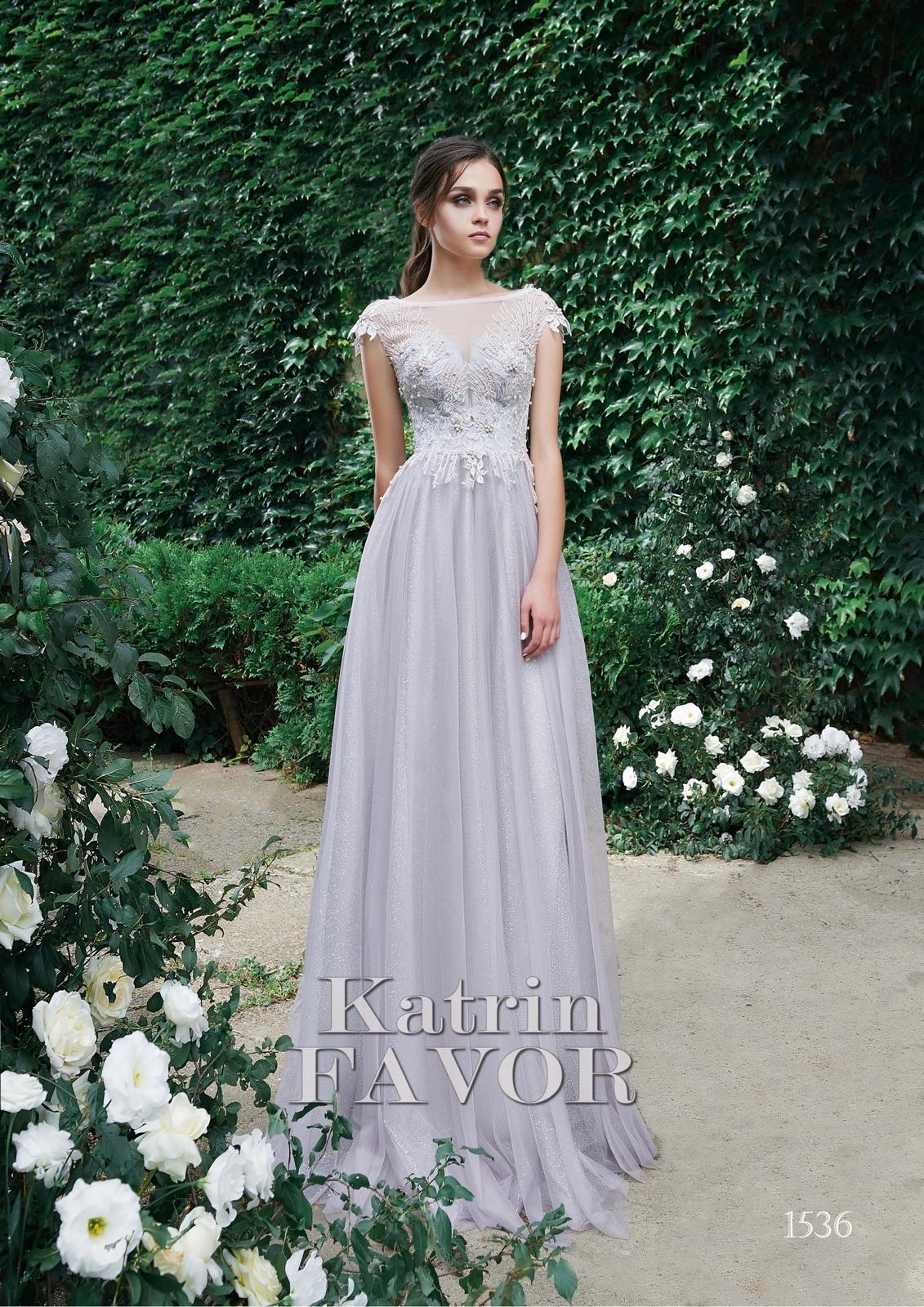 KatrinFAVORboutique-Dress with floral embroidery Formal dress marriage