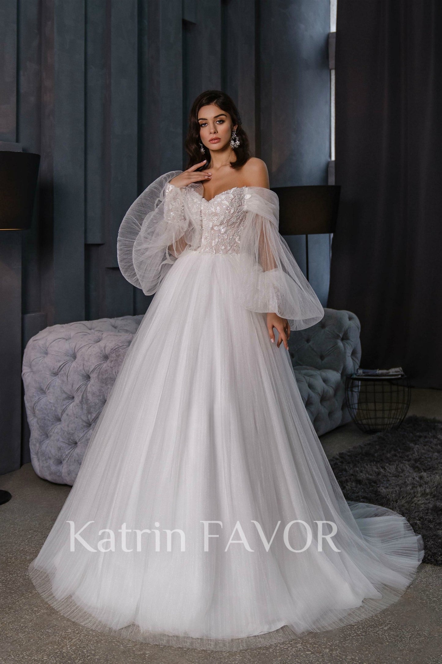 KatrinFAVORboutique-Puff sleeve fairy wedding dress