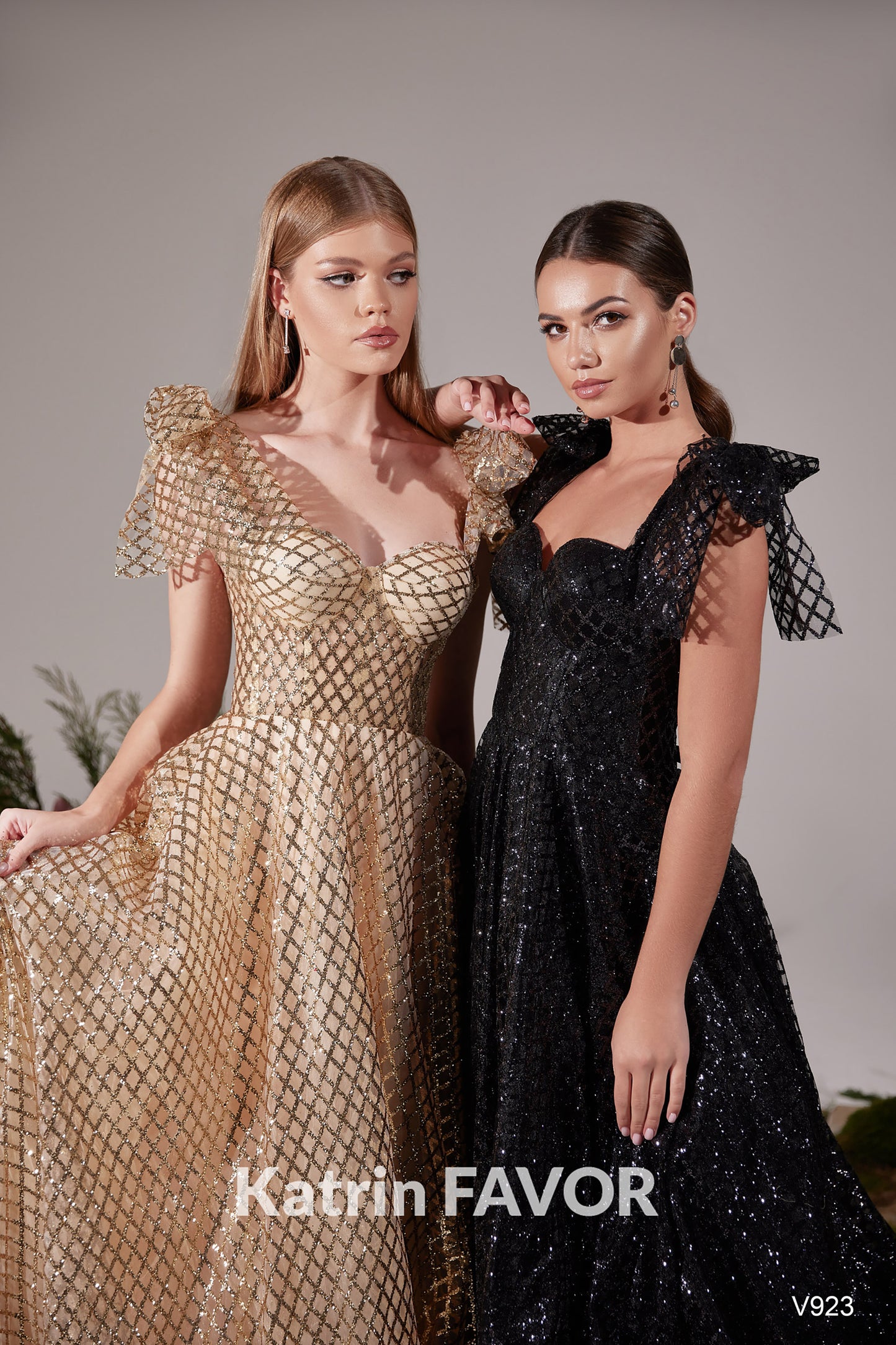 Katrin Favor - Sparkle black corset prom dress long