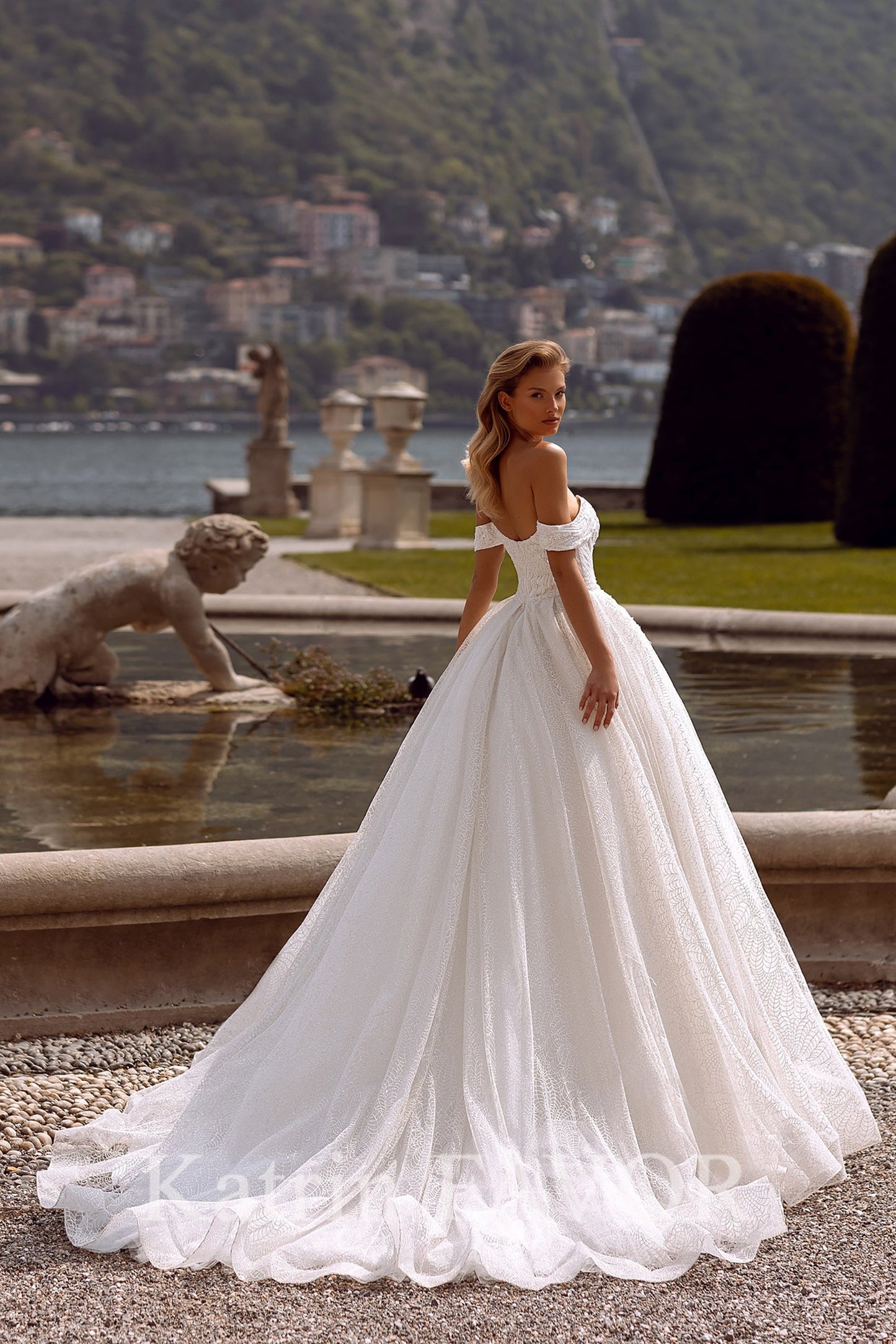 KatrinFAVORboutique-Fairy ballgown princess wedding dress