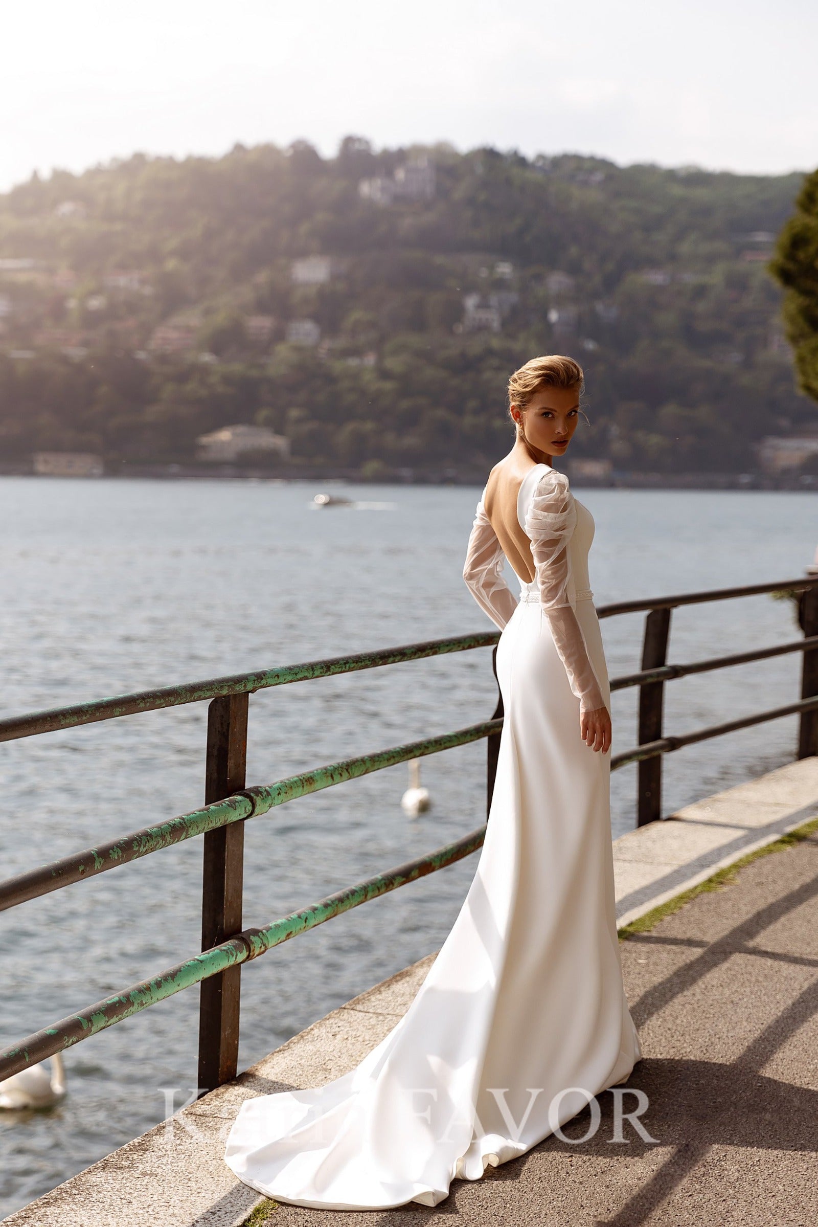 KatrinFAVORboutique-Long sleeve sheath backless wedding dress