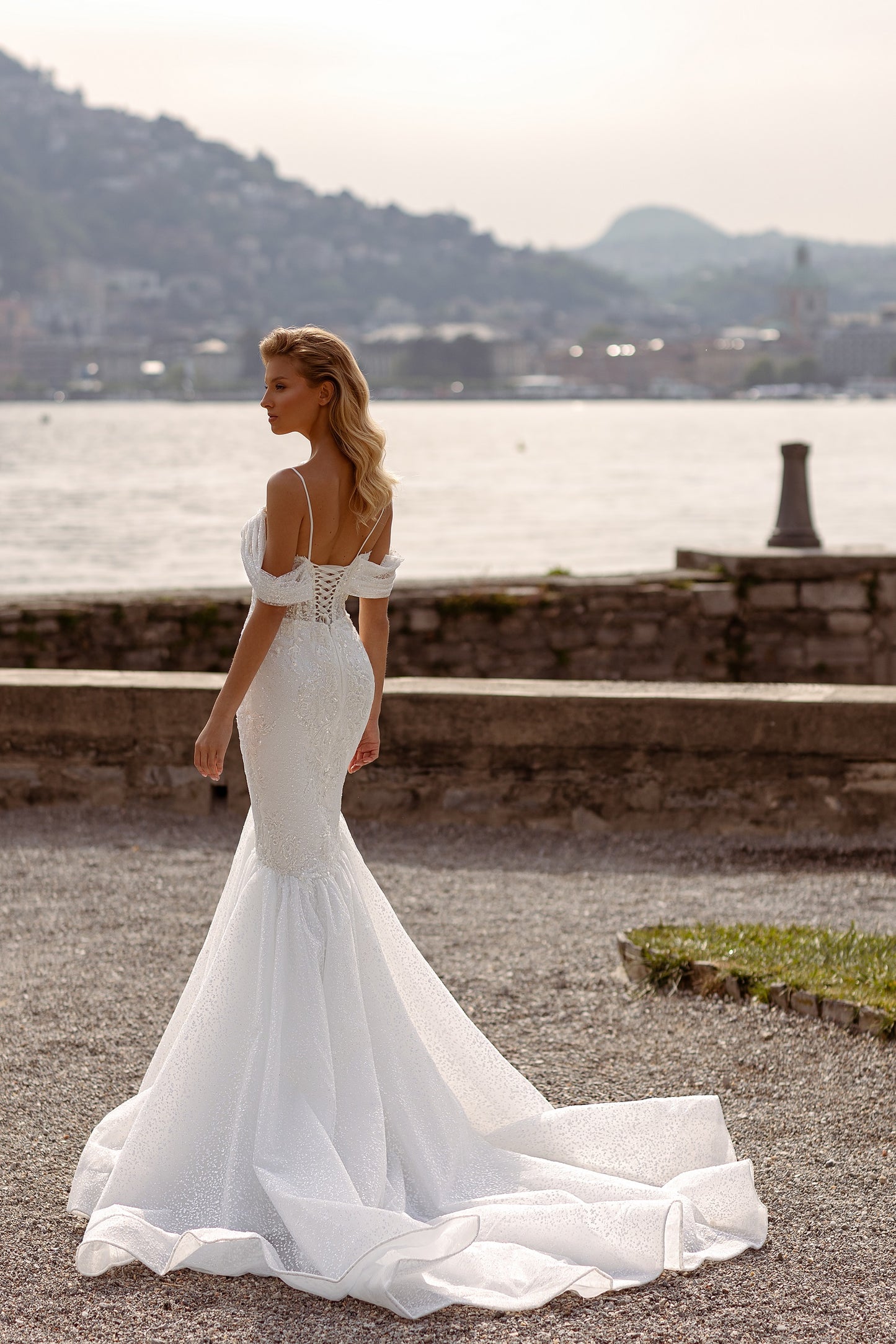 Mermaid wedding dress sparkle Off the shoulder wedding gown