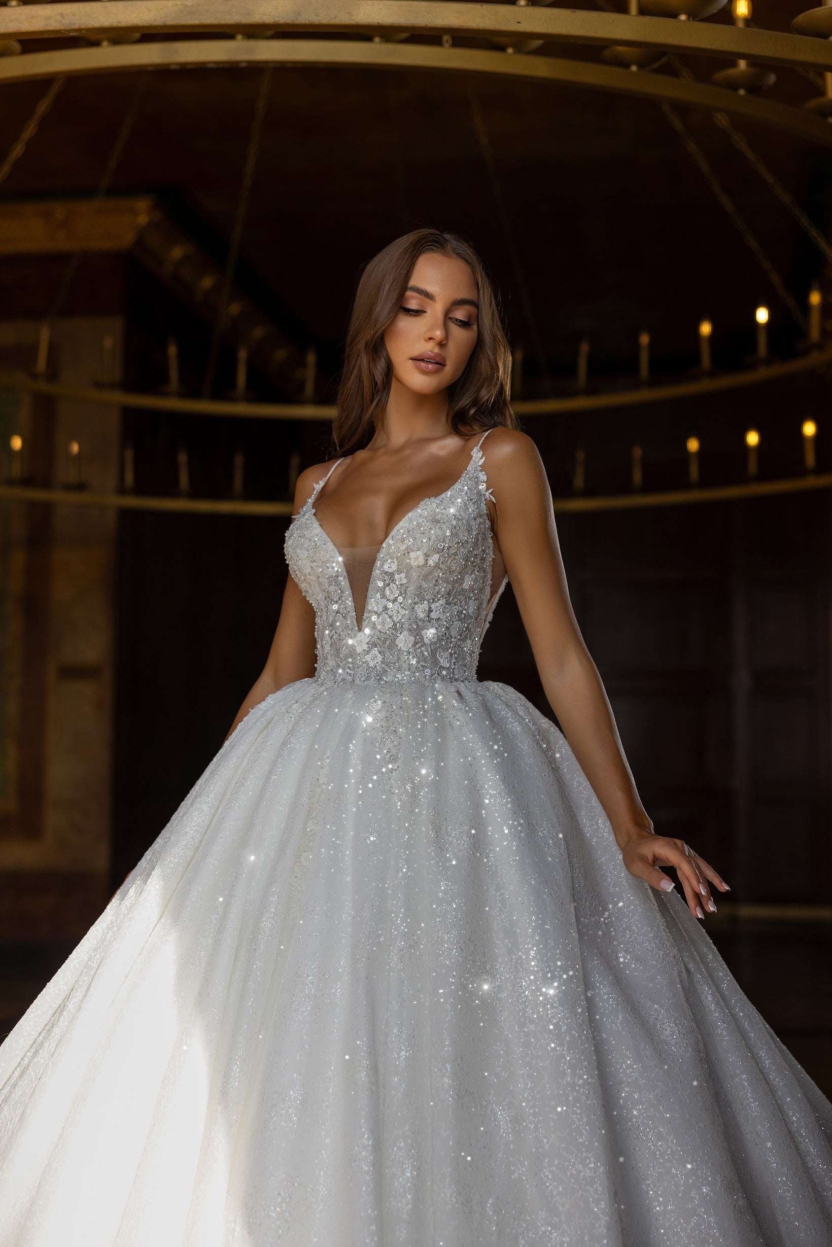 Sparkly Glitter Ballgown Wedding Dress 14 US / Off White Sparkly Glitter Ballgown Wedding Dress 14 US / Off White