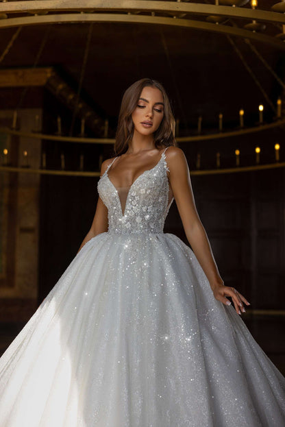 Sparkly bridal dress | Princess ball gown wedding dress