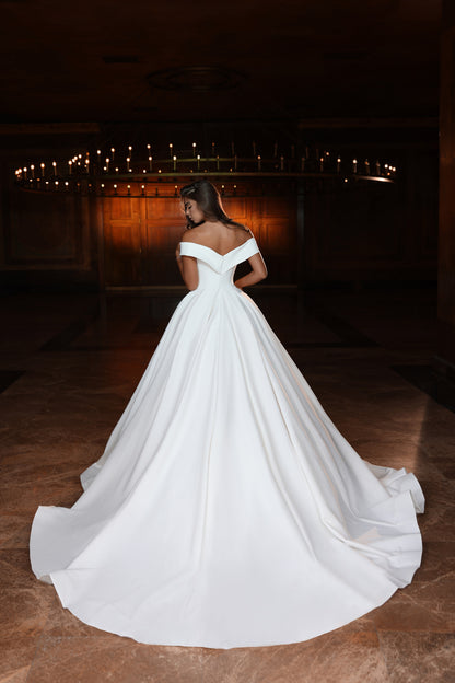 KatrinFAVORboutique-Plain satin ball gown wedding dress Beautiful bridal 