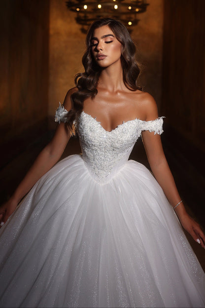 KatrinFAVORboutique-Ballgown wedding dress White sparkly wedding dress