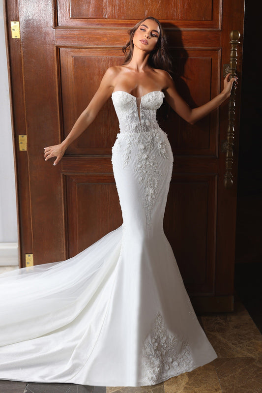 Strapless mermaid wedding dress White lace wedding gown