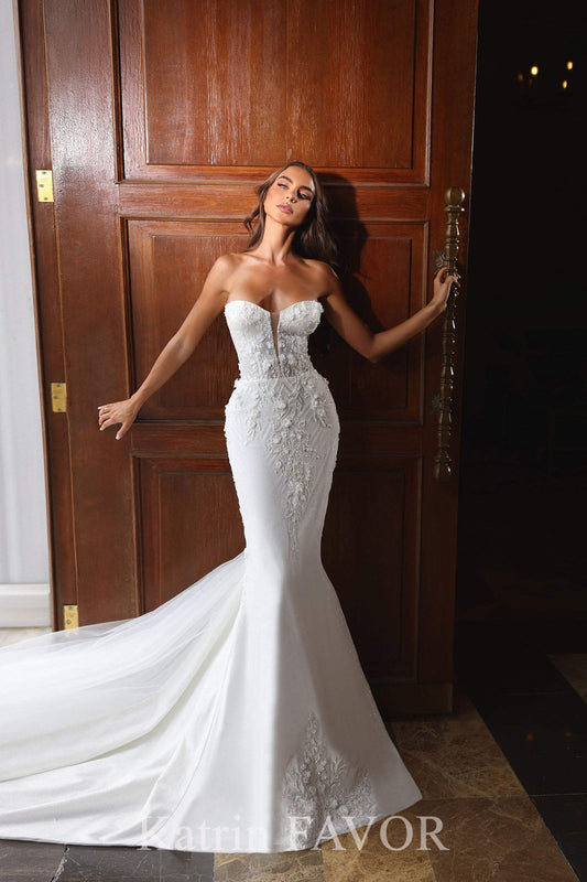 KatrinFAVORboutique-Strapless mermaid wedding dress White lace wedding gown