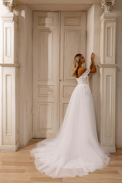 KatrinFAVORboutique-Off the shoulder beach wedding dress Bridal outfits 