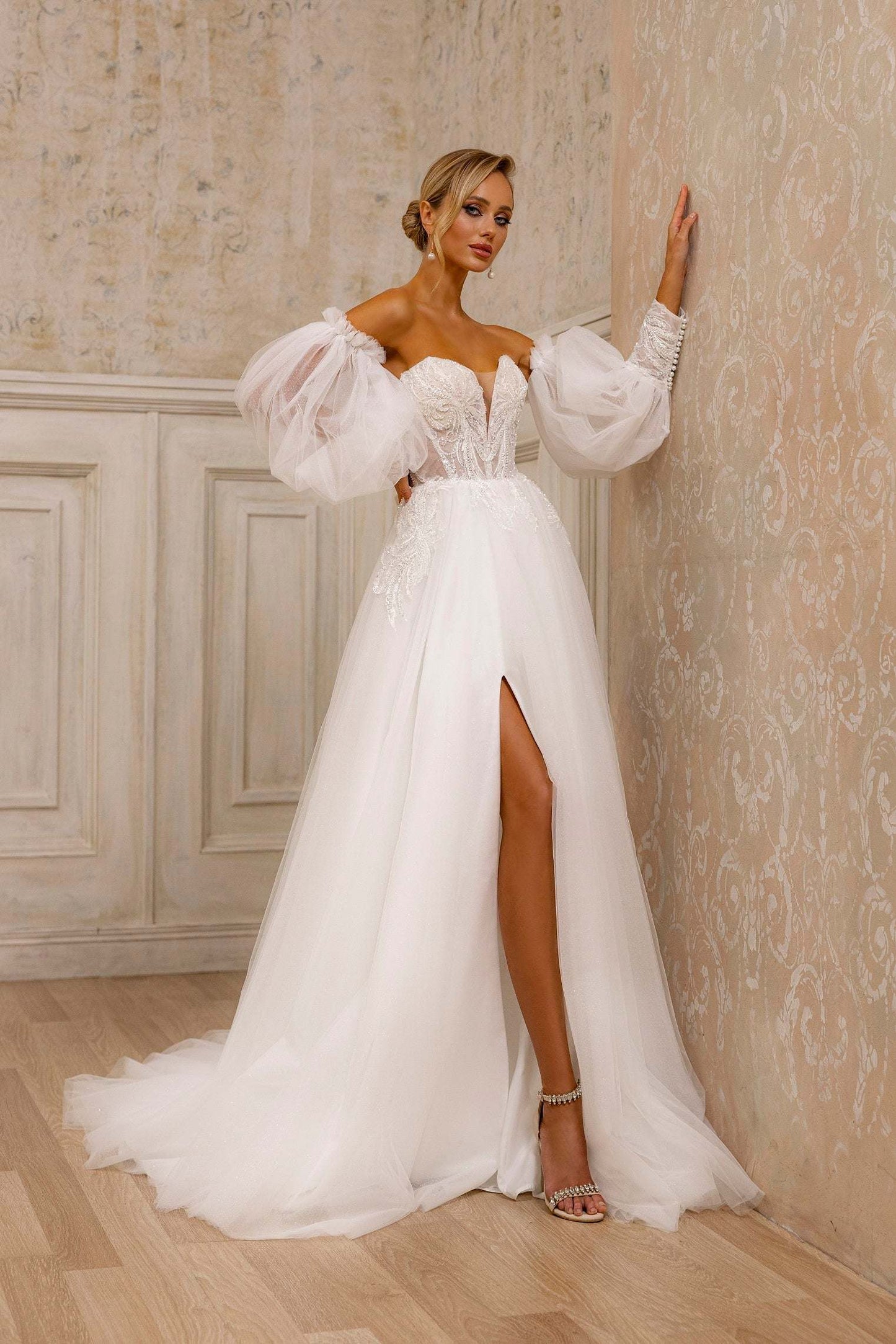 KatrinFAVORboutique-Sexy white wedding dress Outdoor beach wedding dresses