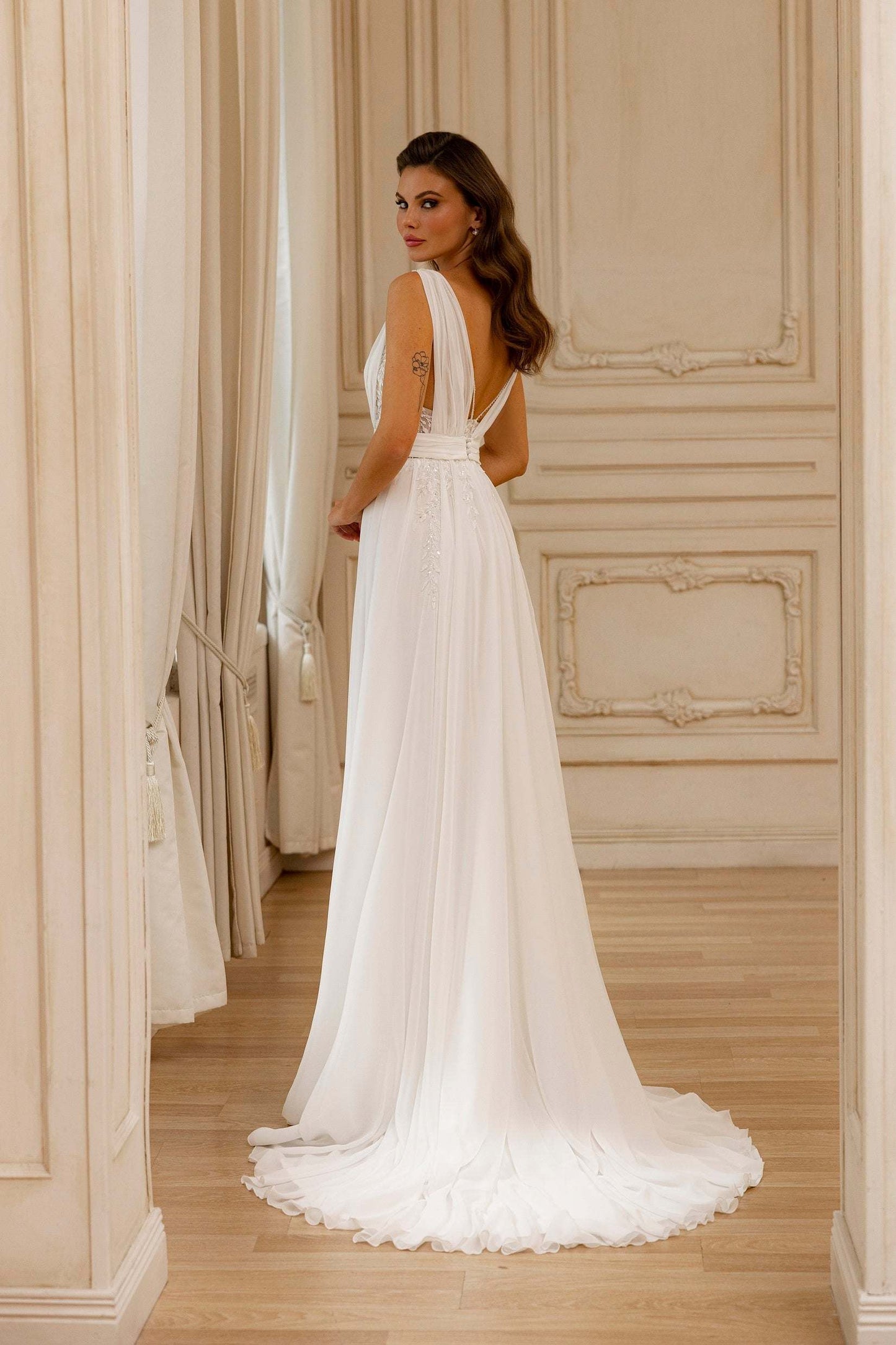 KatrinFAVORboutique-Greek goddess dress for wedding Bridal reception look