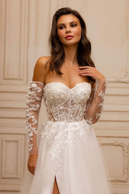 KatrinFAVORboutique-Detachable sleeves bridal Very modern wedding dresses