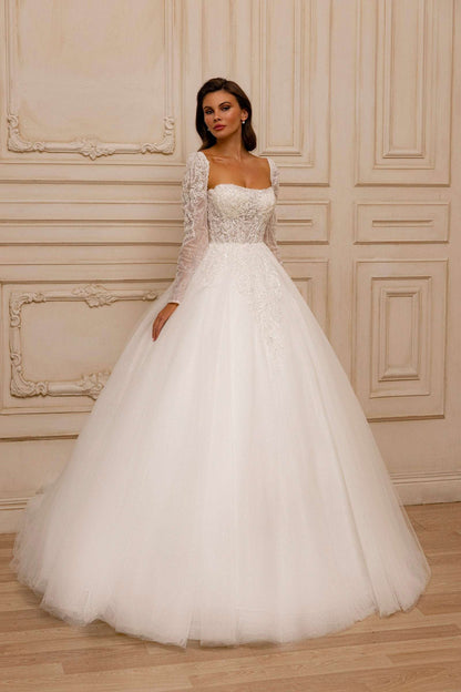KatrinFAVORboutique-Wedding dress ball gown tulle Poofy wedding dresses