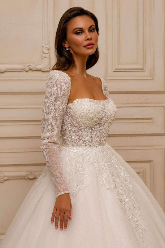 KatrinFAVORboutique-Wedding dress ball gown tulle Poofy wedding dresses