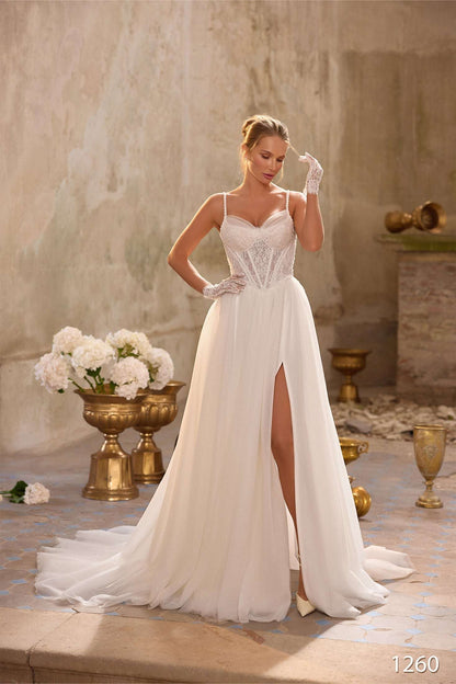KatrinFAVORboutique-Summer wedding dress Wedding outfits for hot countries
