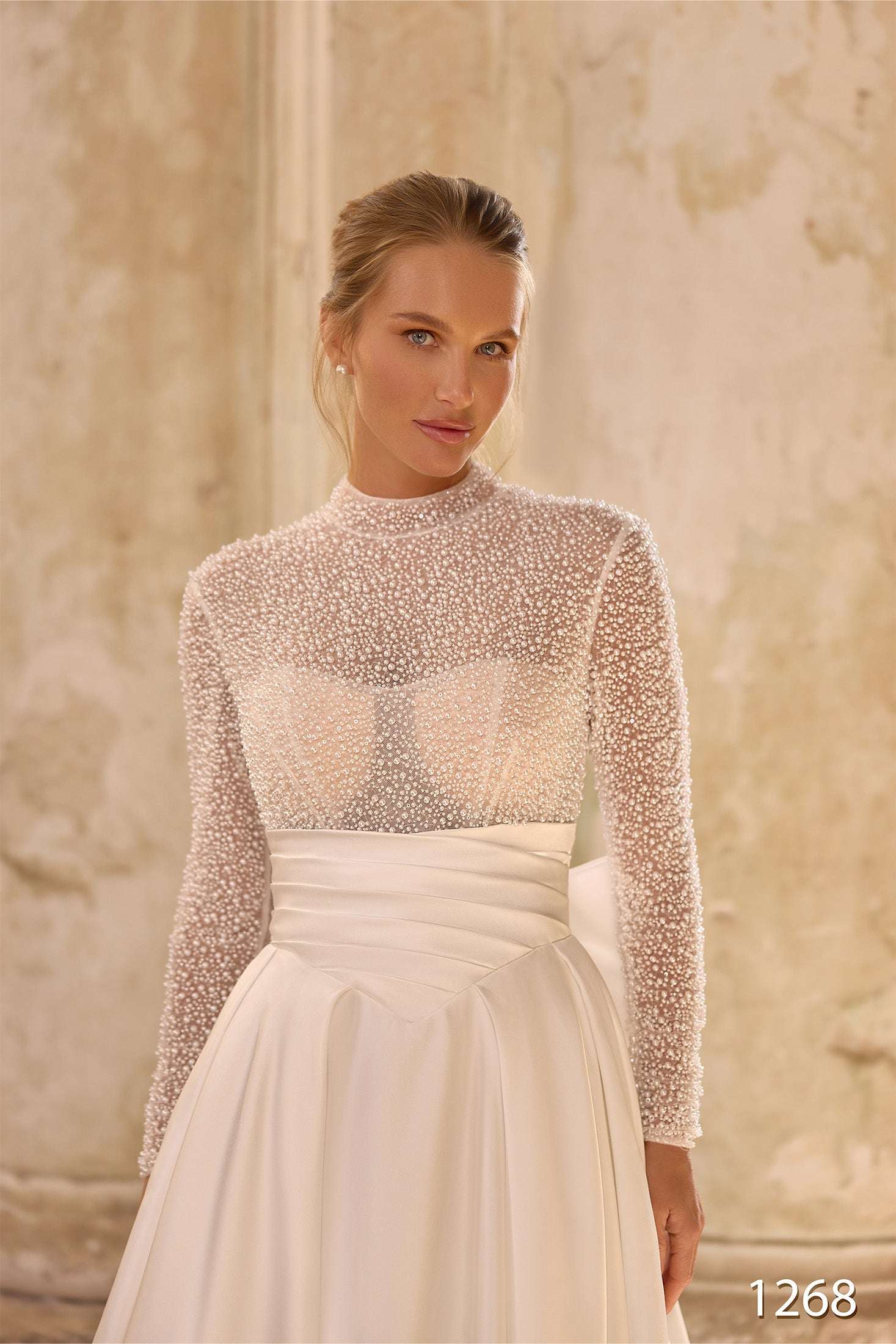 KatrinFAVORboutique-Bridal dress high neck Basque waistline wedding dress