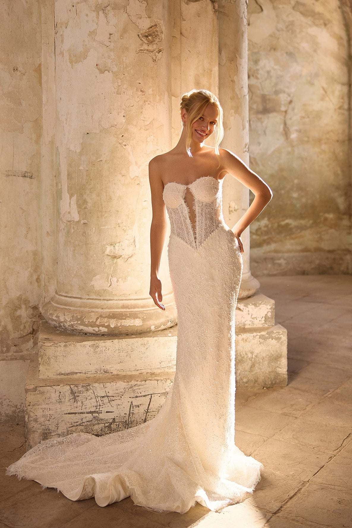 KatrinFAVORboutique-Strapless mermaid wedding dress Luxe wedding dresses