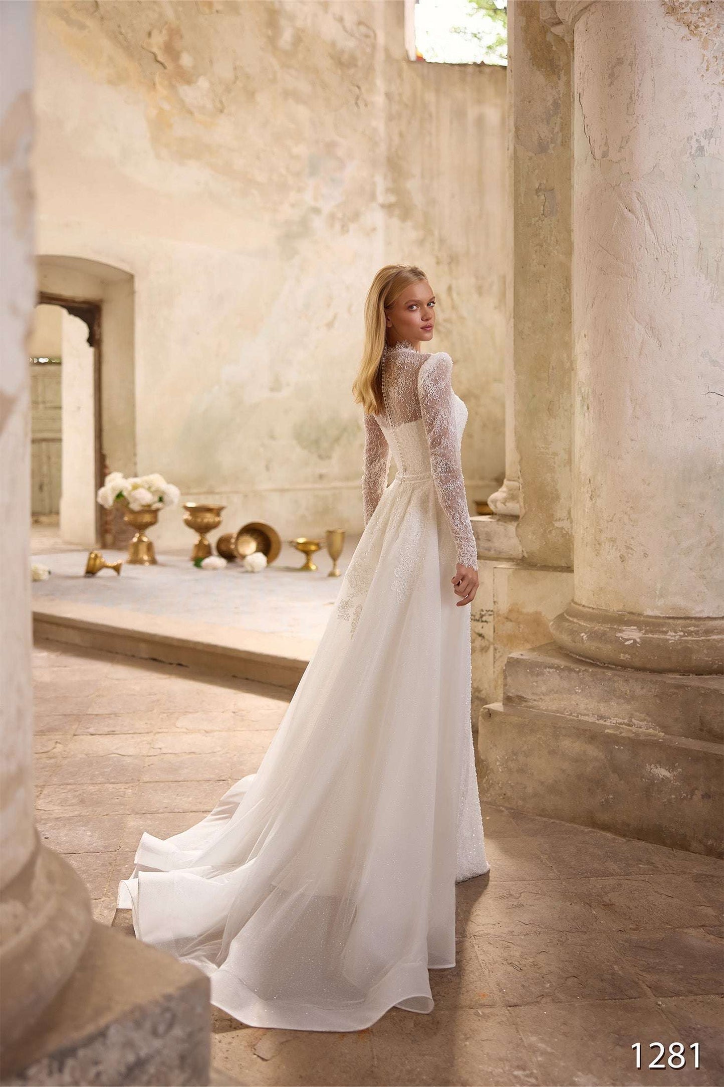 KatrinFAVORboutique-Modest Long Sleeve Wedding Dress – Lace Trumpet Bridal Gown with High Neck