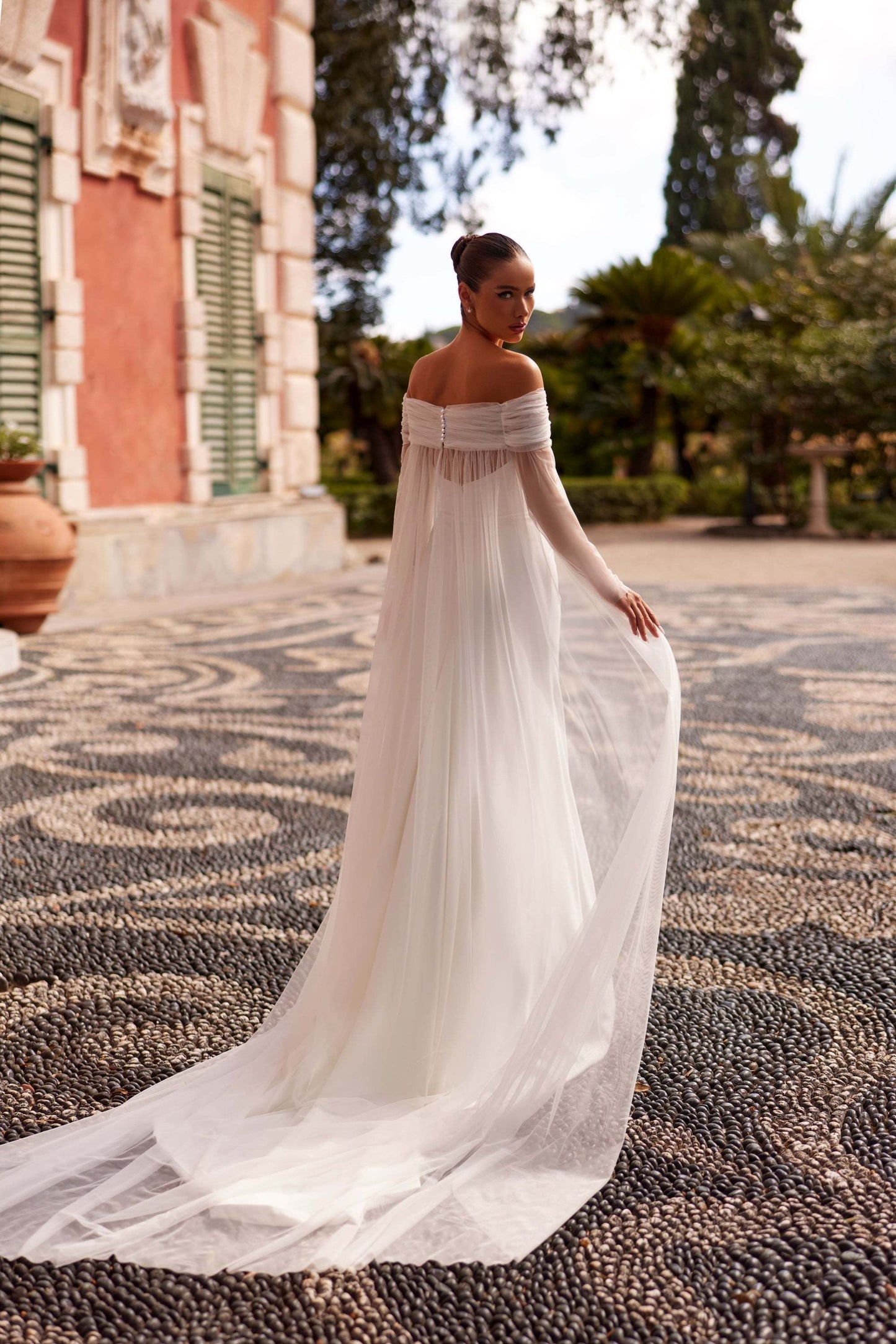 KatrinFAVORboutique-Simple bridal wear Classic and timeless wedding gowns 