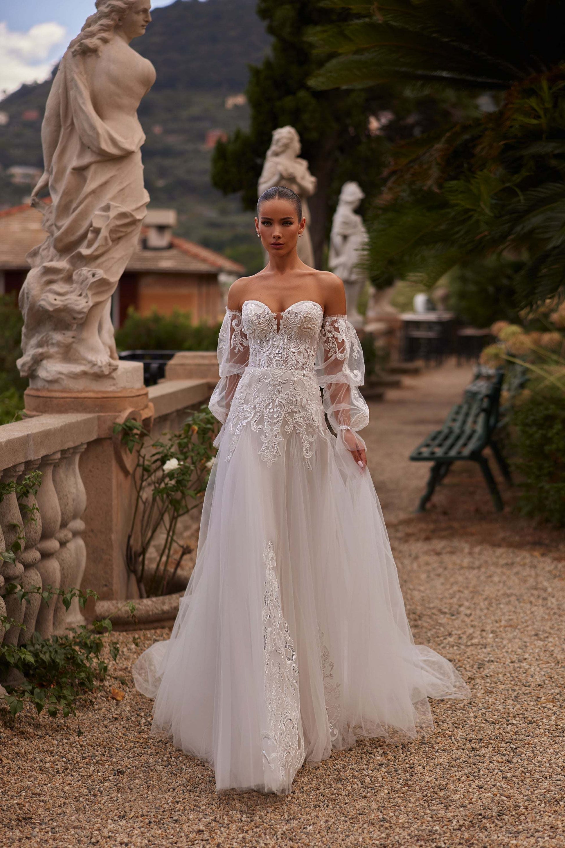 Civil bride dress | Ethereal forest fairy wedding dress | KatrinFAVOR Katrin FAVOR boutique Civil bride dress | Ethereal forest fairy wedding dress | KatrinFAVOR Katrin FAVOR boutique