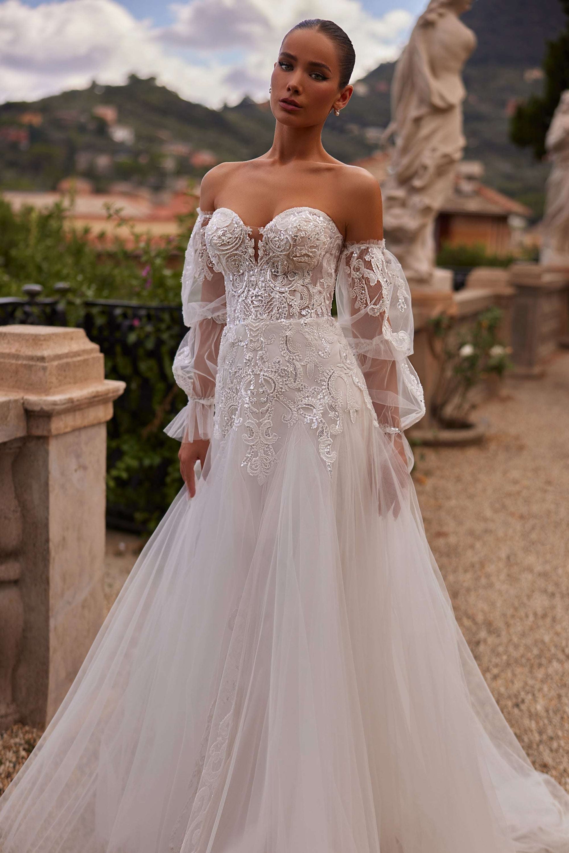 Civil bride dress | Ethereal forest fairy wedding dress | KatrinFAVOR Katrin FAVOR boutique Civil bride dress | Ethereal forest fairy wedding dress | KatrinFAVOR Katrin FAVOR boutique