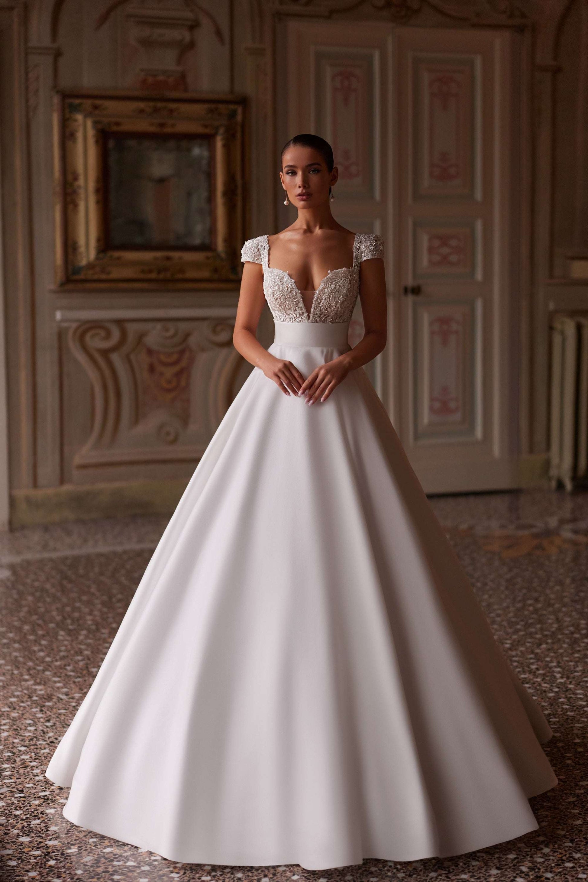 KatrinFAVORboutique-Cap sleeve wedding dress Bridgerton style wedding gown