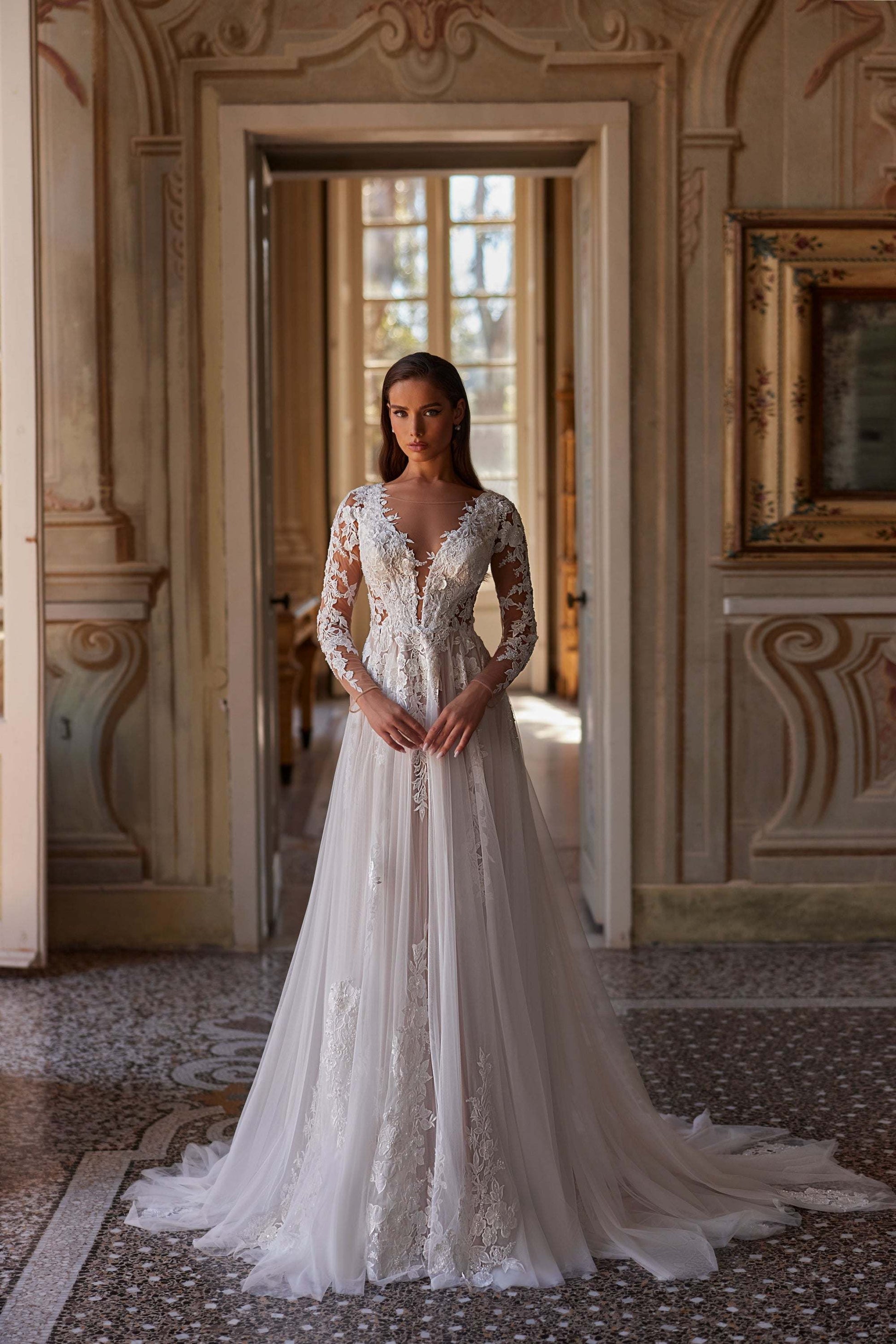 Wedding gown with long lace sleeves | Modern bridal gown | KatrinFAVOR Katrin FAVOR boutique Wedding gown with long lace sleeves | Modern bridal gown | KatrinFAVOR Katrin FAVOR boutique