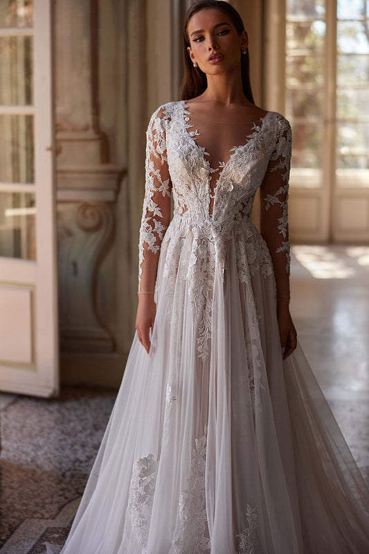 KatrinFAVORboutique-Wedding gown with long lace sleeves Modern bridal gown