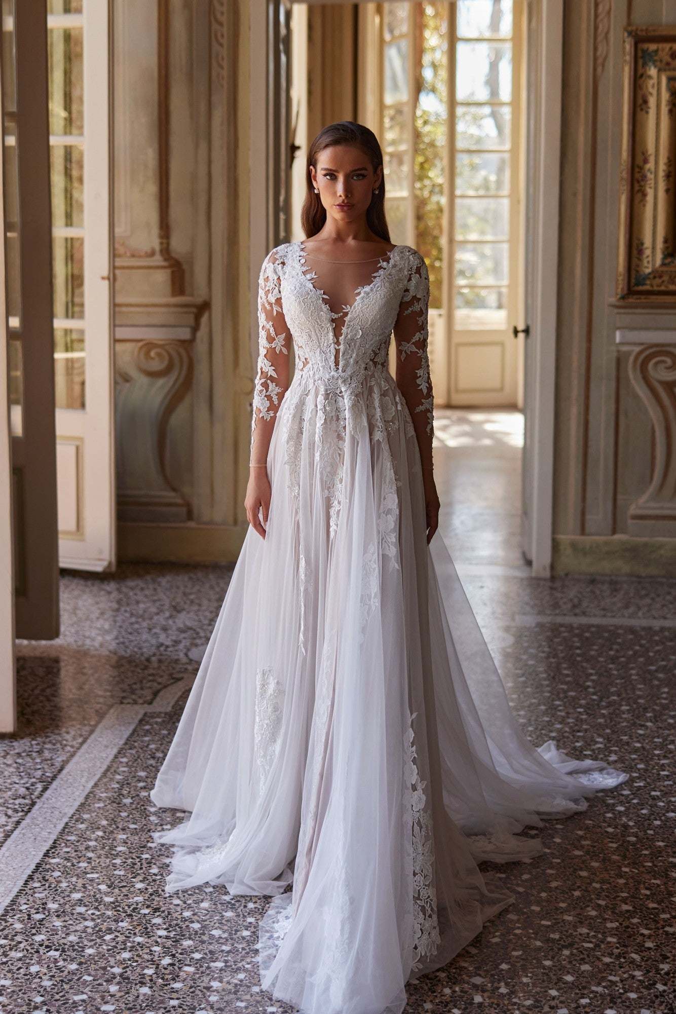 KatrinFAVORboutique-Wedding gown with long lace sleeves Modern bridal gown