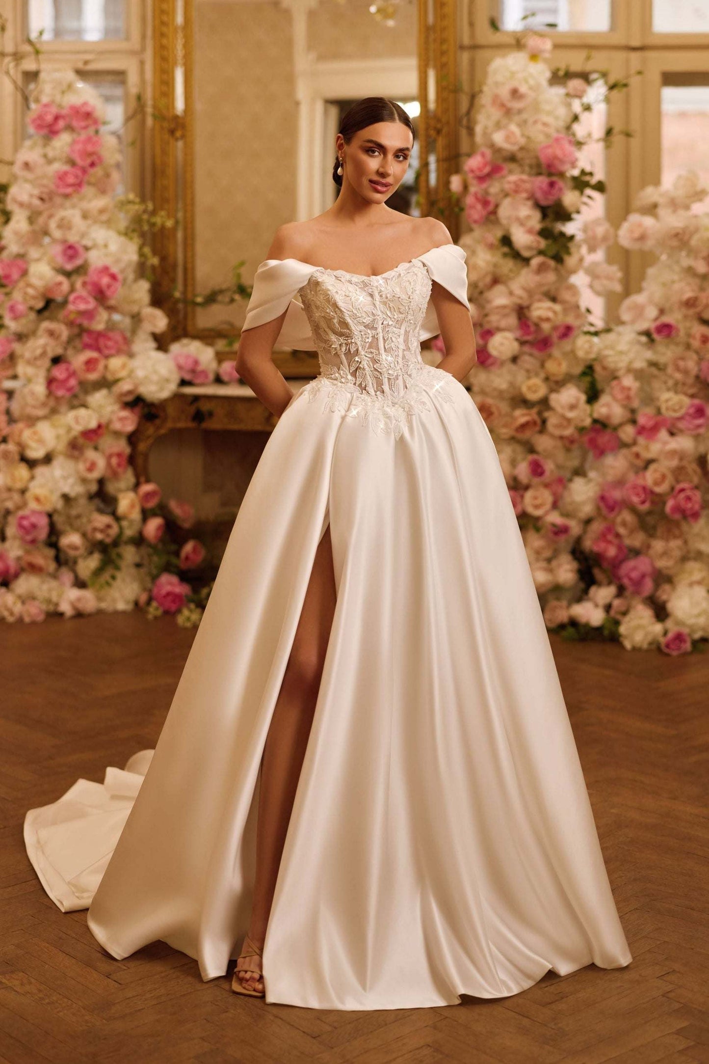 KatrinFAVORboutique-Wedding modern dress Best affordable bridal dresses