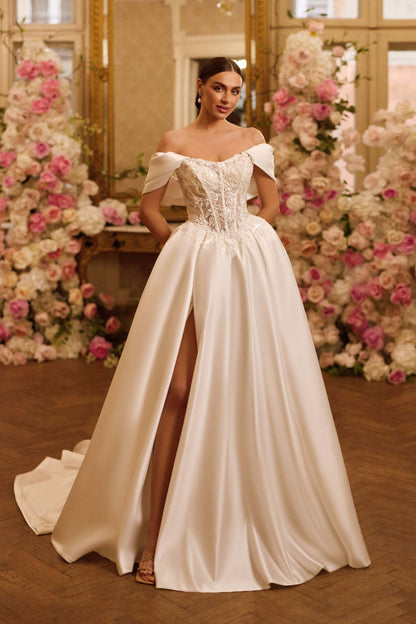 KatrinFAVORboutique-Wedding modern dress Best affordable bridal dresses
