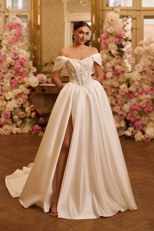 KatrinFAVORboutique-Wedding modern dress Best affordable bridal dresses