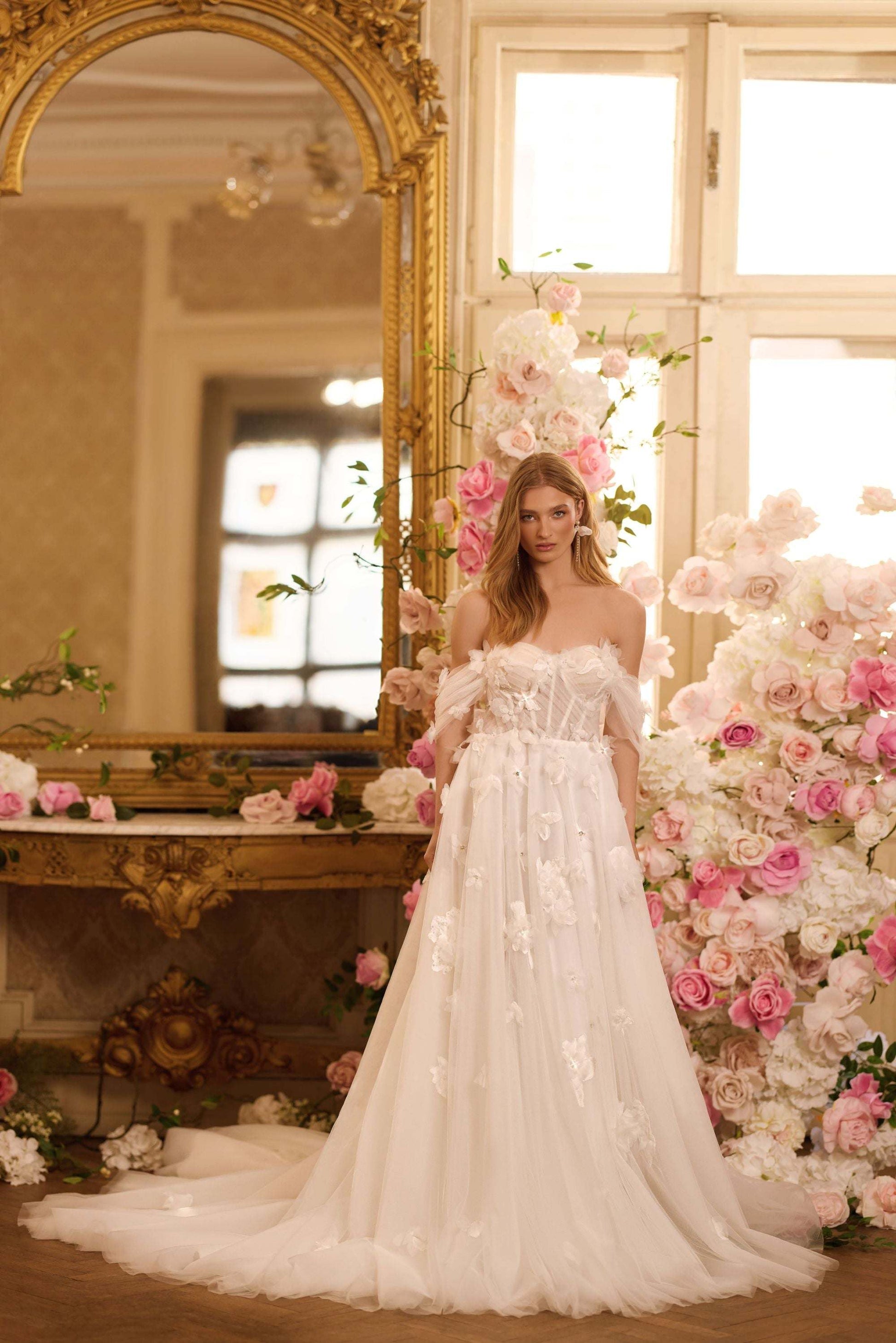 KatrinFAVORboutique-3d flower wedding dress Summer flowy wedding dresses